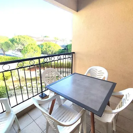 Appartement En Centre-Ville D'Uzes Exterior photo